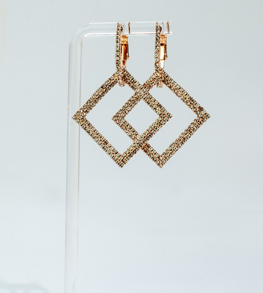 ELAXI SQUARE CRYSTAL EARRING